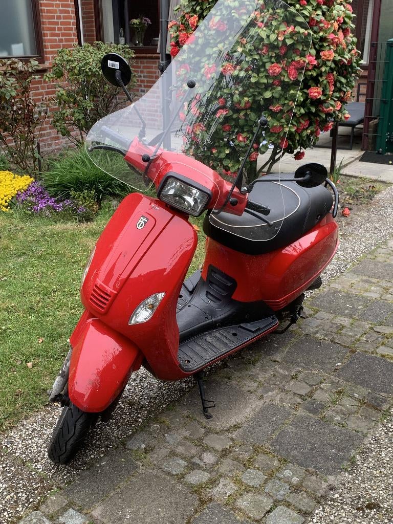 Rode Scooter BTC RIVA SPORT, Gebruikt, Benzine, Ophalen, Overige merken