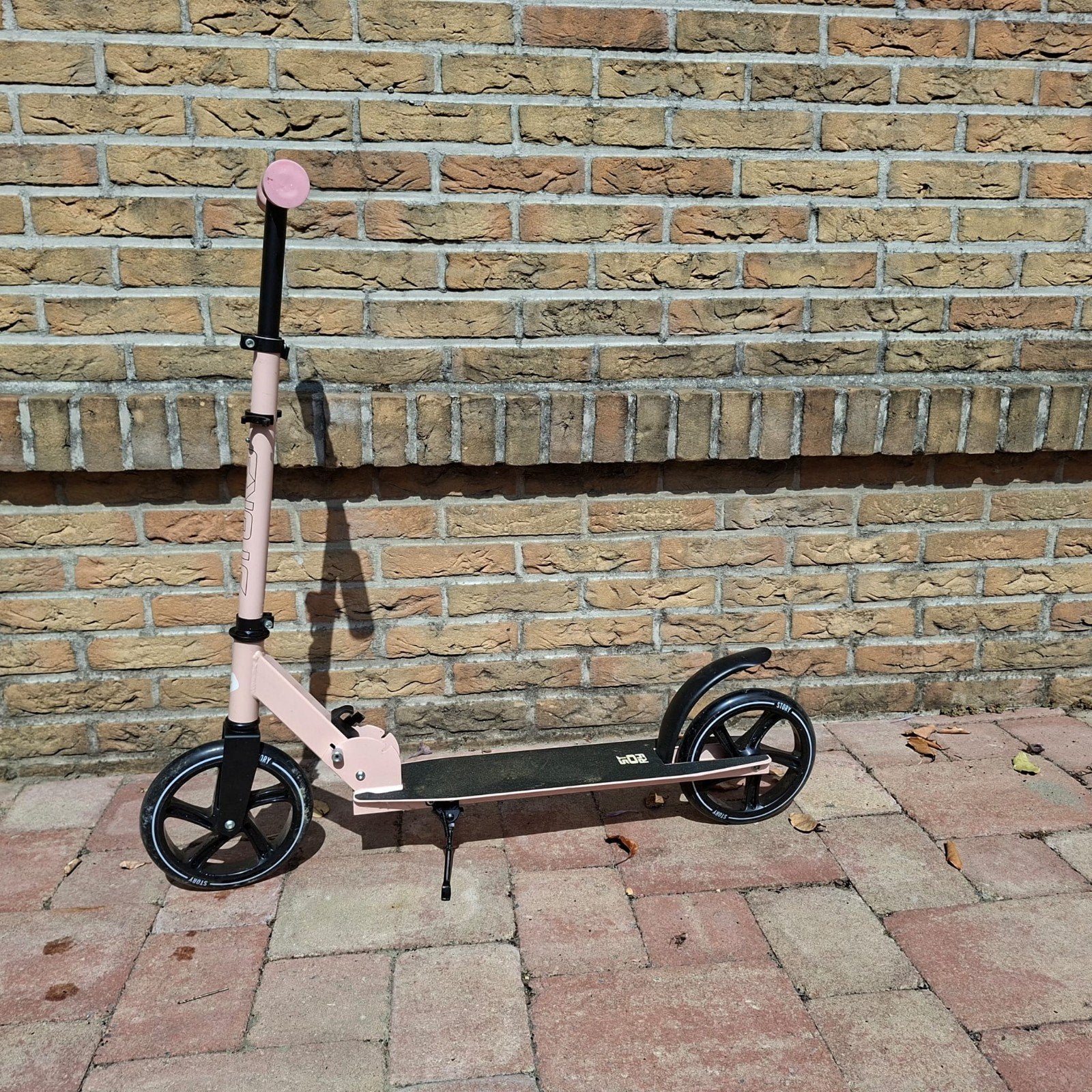 Roze Story step met standaard - Zo goed als nieuw, Ophalen of Verzenden, Zo goed als nieuw, Gewone step, Story