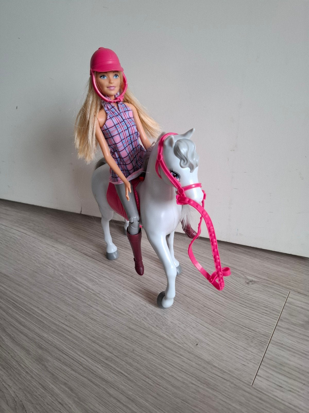 Barbie met paard, Ophalen, Zo goed als nieuw