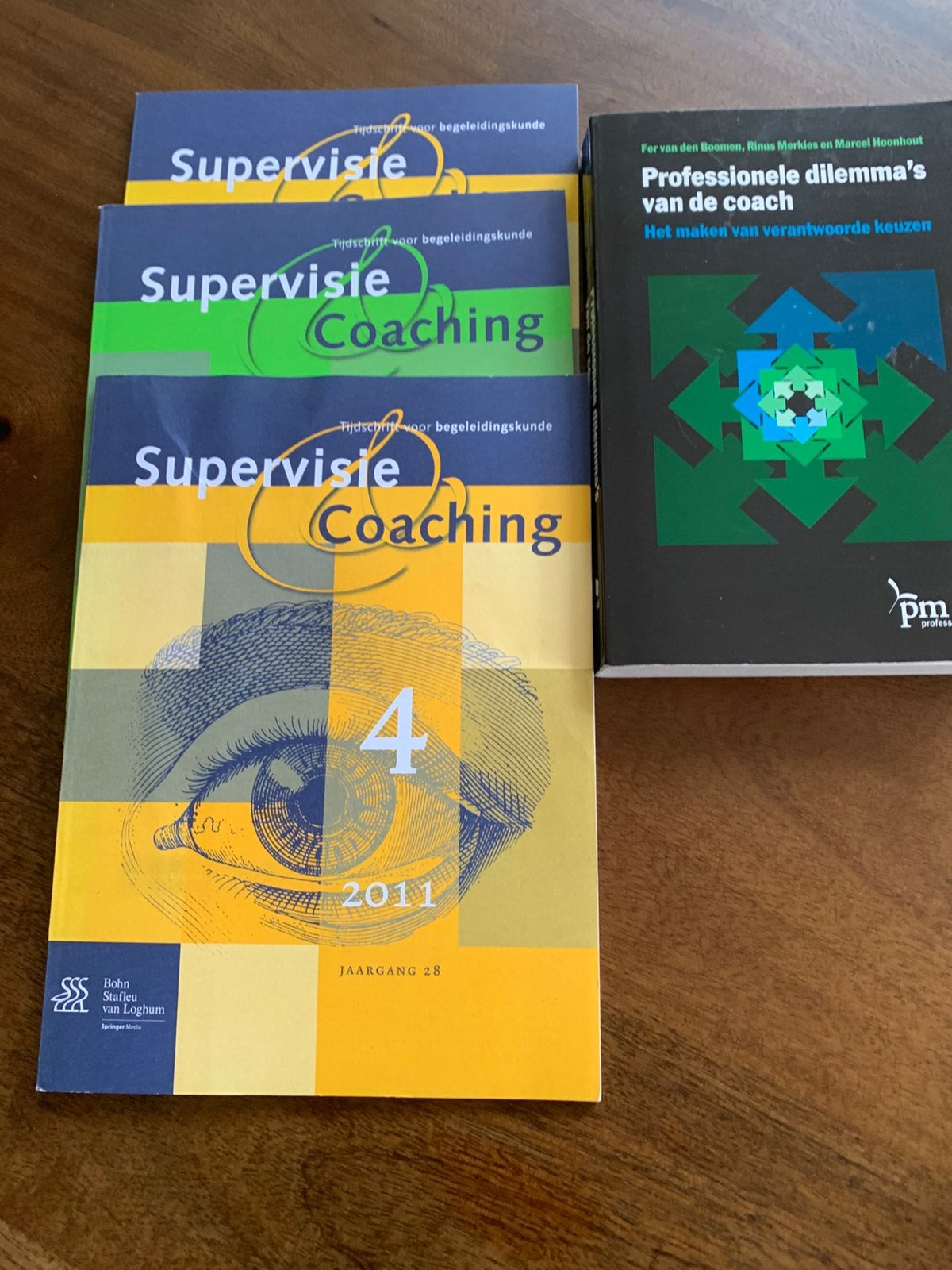 F. van den Boomen - Professionele dilemma's van de coach, Ophalen, Zo goed als nieuw, F. van den Boomen; R. Merkies; M. Hoonhout