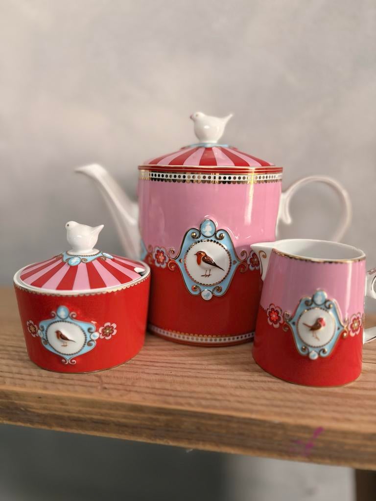 Pip Studio LOVE BIRDS Melkkannetje en Suikerpot, Overige typen, Ophalen of Verzenden, Zo goed als nieuw, Overige stijlen