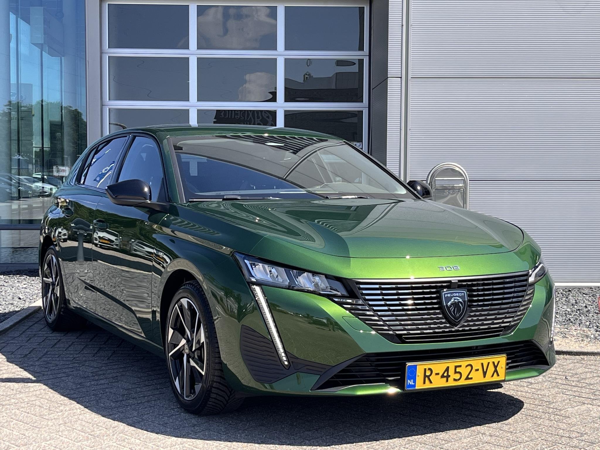 Peugeot 308 1.6 HYbrid 180 Allure Pack Business Plug in Hybr, Auto's, Gebruikt, 4 cilinders, 181 pk, Leder en Stof