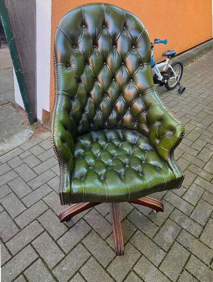 Wade Chesterfield bureau-chefsstoel, Groen, Gebruikt, Met lades, Antiek