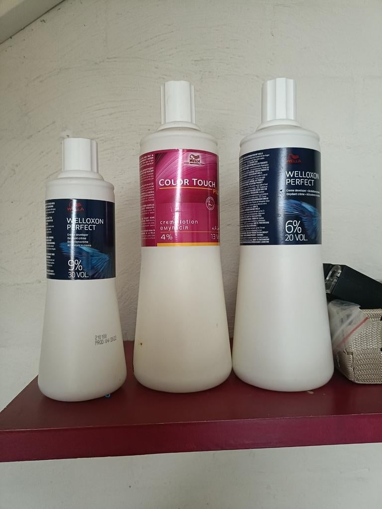 Oxydant voor de haar verf en 6,4,9 %, Ophalen of Verzenden, Eenpersoons