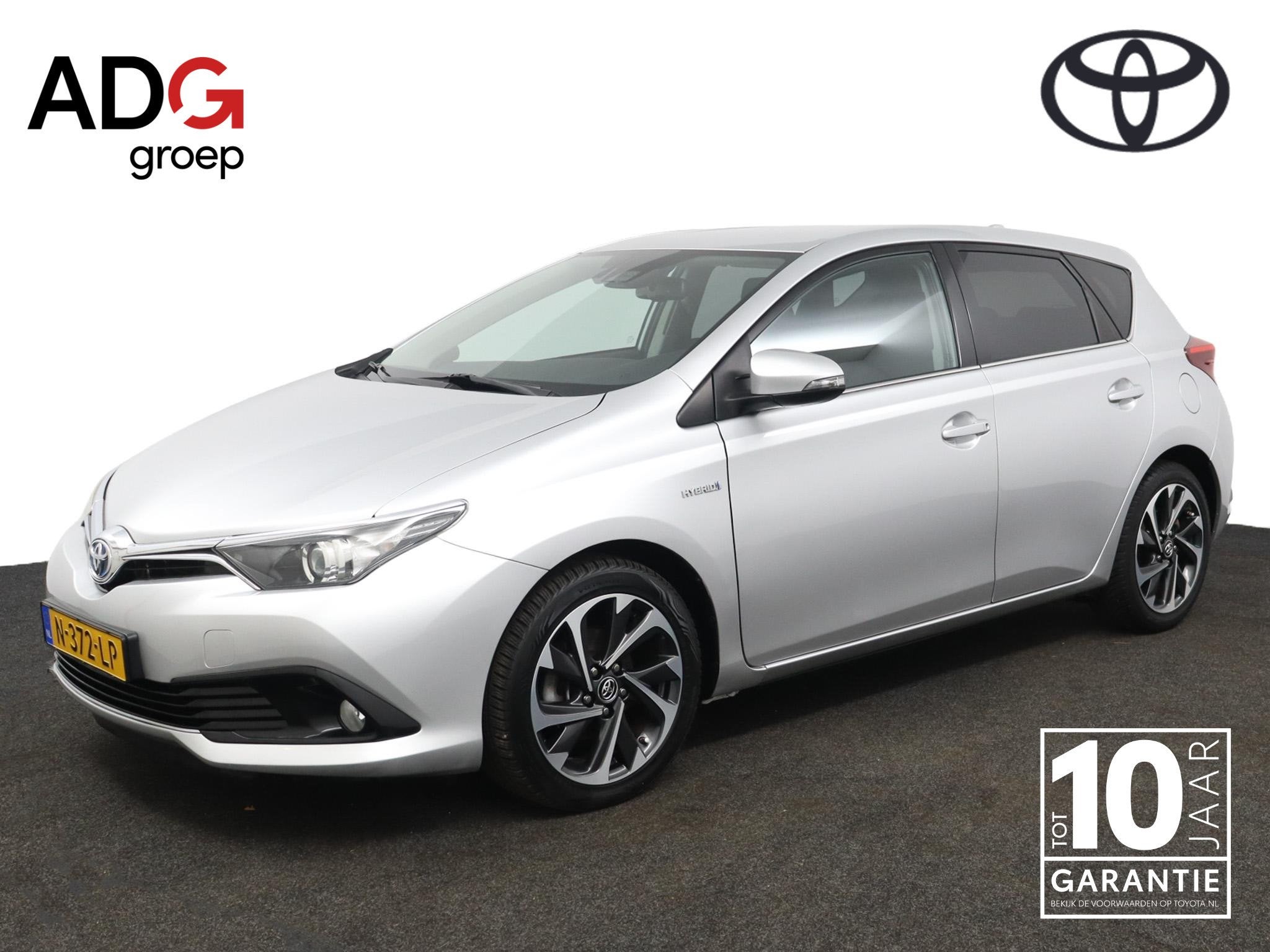 Toyota Auris 1.8 Hybrid Dynamic | Parkeersensoren achterzijd, Gebruikt, 4 cilinders, Bedrijf, 26 km/l