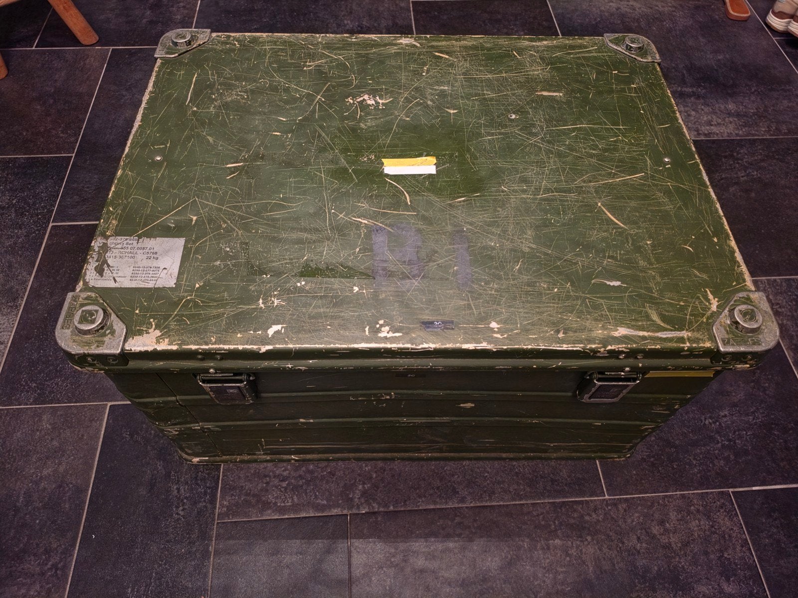 Zarges aluminium legerkist 78x57x39 cm, Verzamelen, Ophalen of Verzenden, Landmacht, Nederland, Kist of Geocache