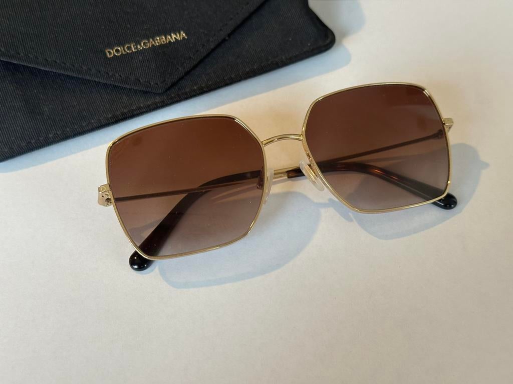 Dolce & Gabbana zonnebril 0DG2242 dames bruin/goud, Ophalen, Zo goed als nieuw, Bruin, Dolce & Gabbana
