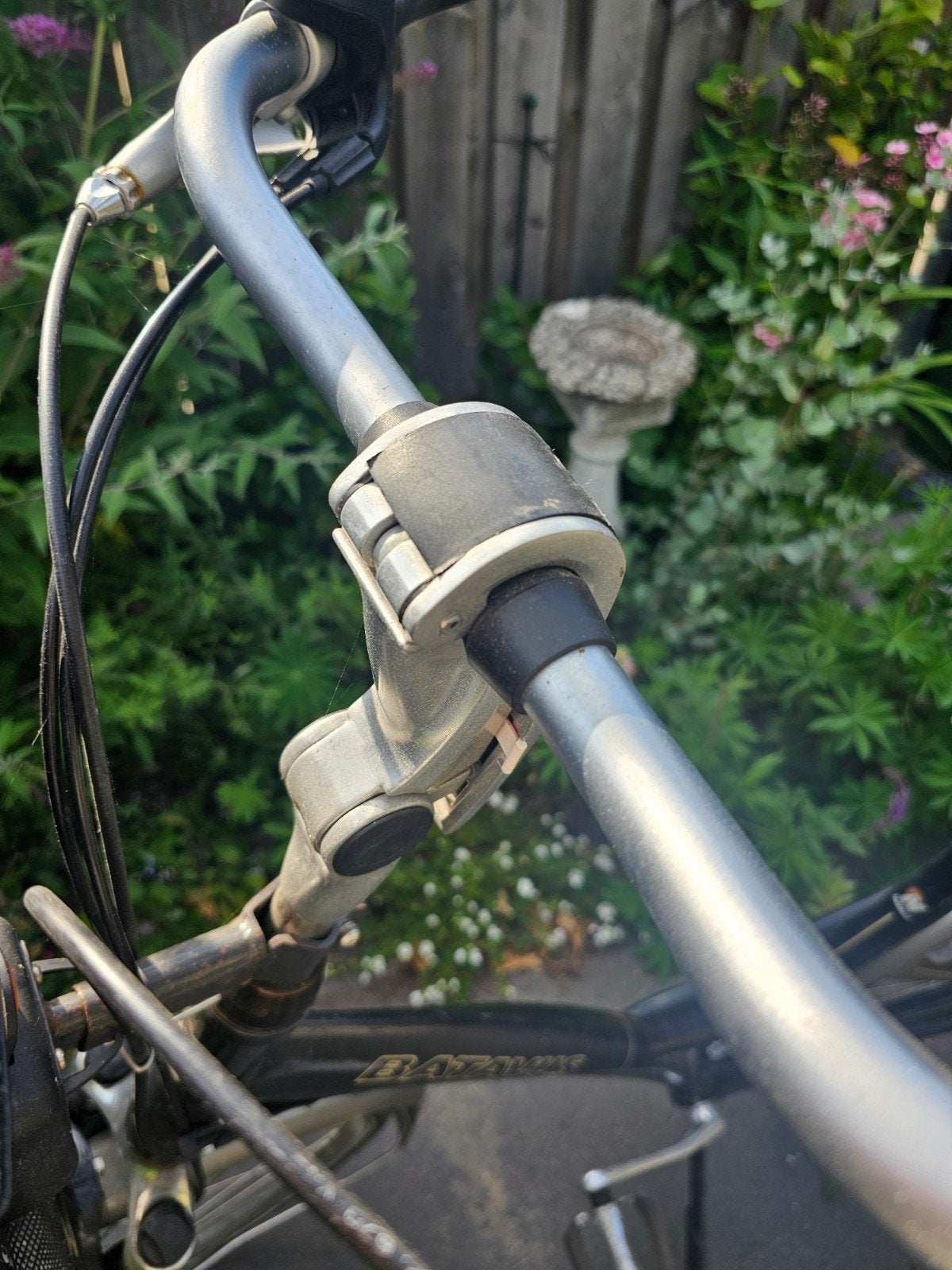 Batavus fiets met beschadigd zadel, verder in prima staat, Ophalen, Gebruikt, Batavus, Zadel