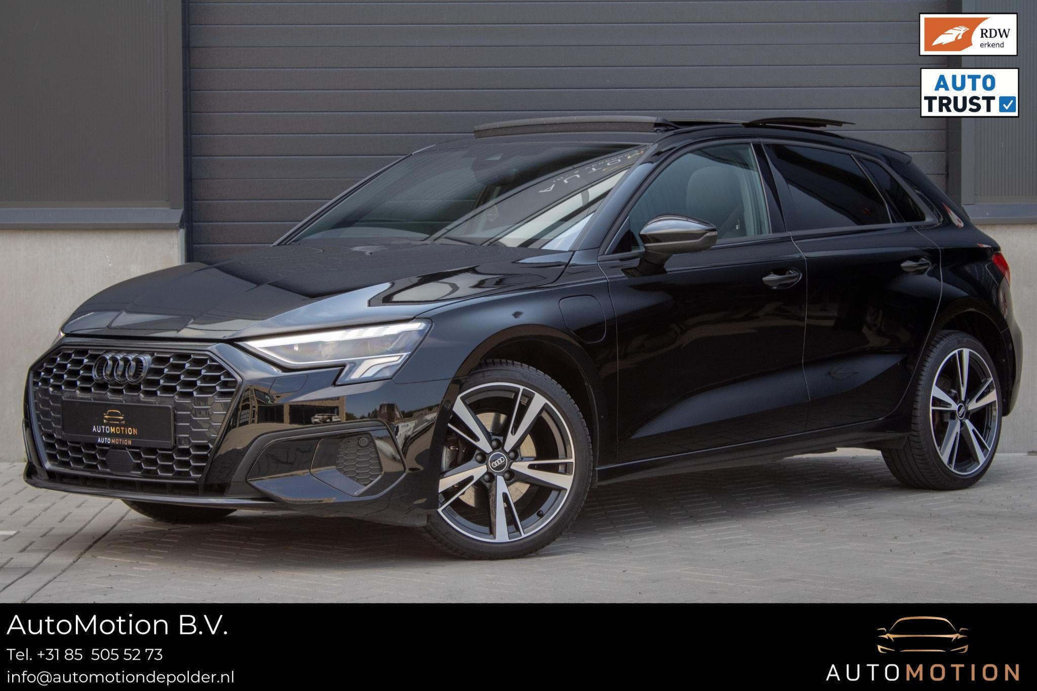 Audi A3 Sportback 40 TFSIe Edition PANO CAMERA PARKEERHULP L, Auto's, Stof, Gebruikt, 4 cilinders, Plug-in hybride