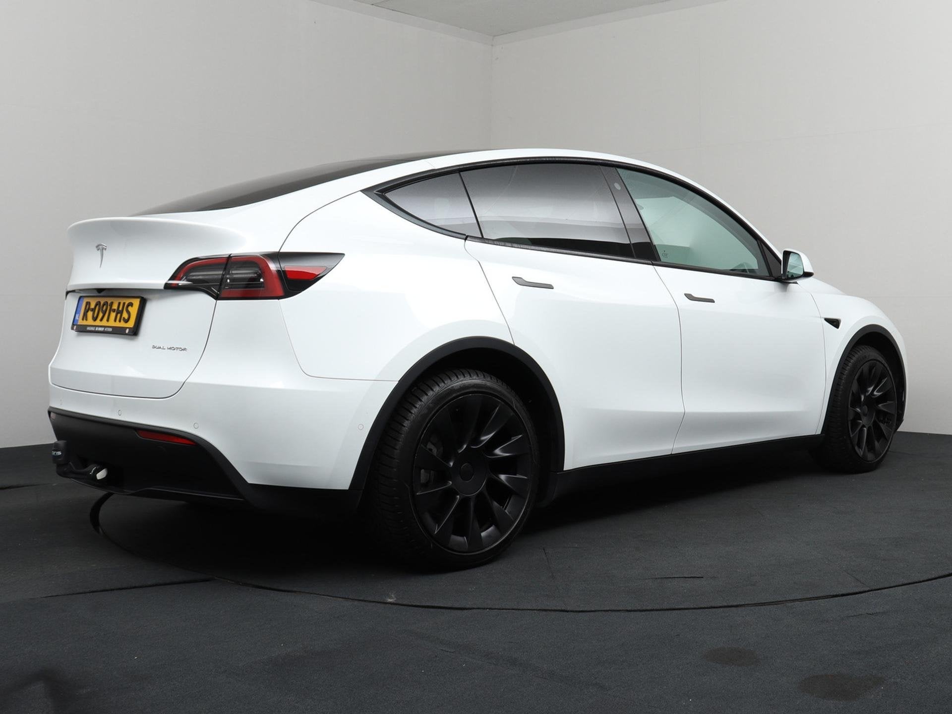 Tesla Model Y Long Range AWD 75 kWh | SoH 91,8% | Autopilot, Automaat, Gebruikt, 495 min, Origineel Nederlands