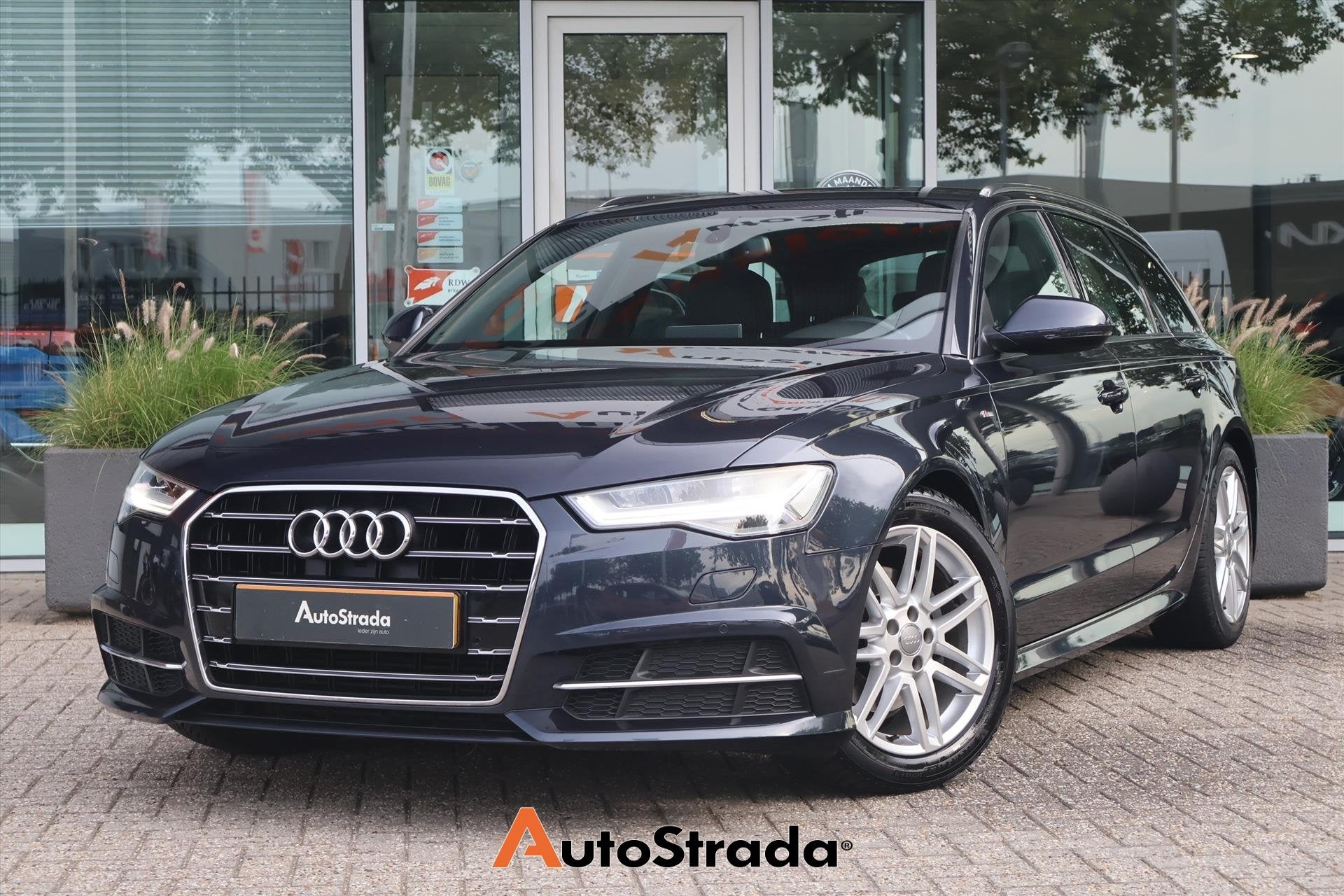 Audi A6 1.8 TFSI Avant S-Line 190pk I Navigatie I Climate |, Auto's, Met garantie (alle), Blauw, Leder en Stof, Origineel Nederlands