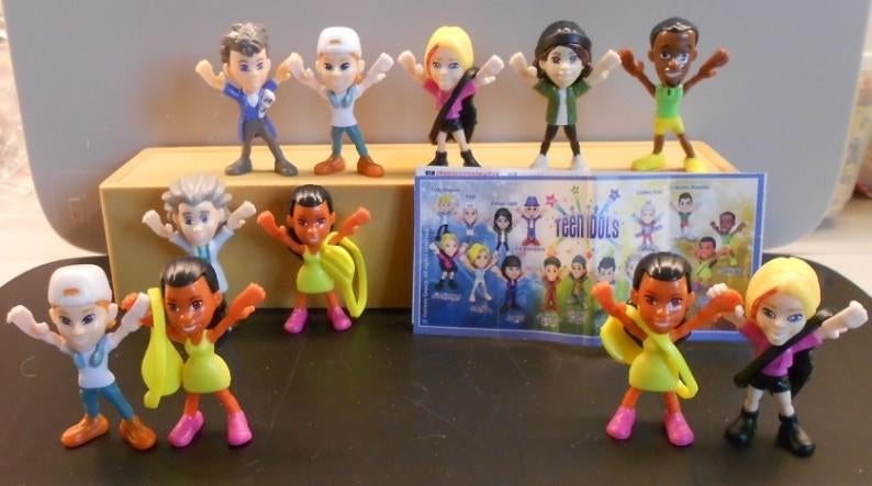 Kindersurprise / Ferrero : 11x Teen IDOLS uit 2017 -per stuk, Ophalen of Verzenden, Zo goed als nieuw, Overige typen