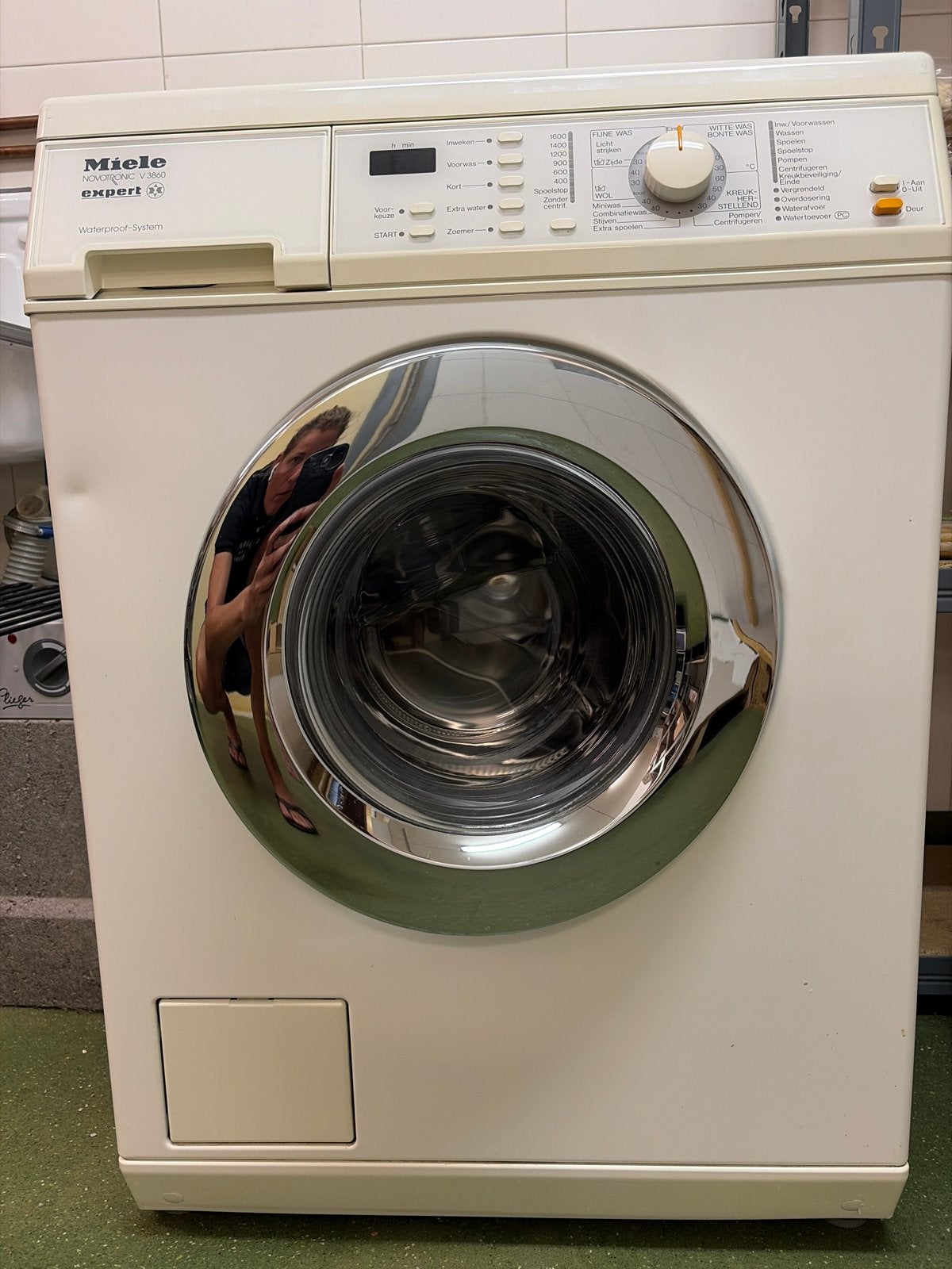 Miele Novotronic V 3860 Expert Wasmachine - Voorlader, Witgoed en Apparatuur, Wasmachines, Ophalen, 6 tot 8 kg, Gebruikt, 1600 toeren of meer
