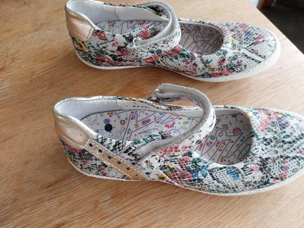 Nieuw zomerschoenen, Meisje, Schoenen, Nieuw, Ophalen of Verzenden