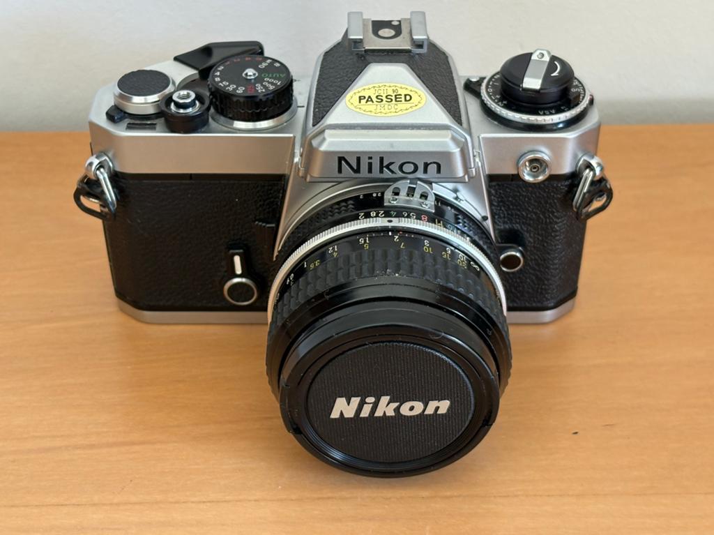 Nikon FE met 50mm F:2 lens perfecte staat, Audio, Tv en Foto, Fotocamera's Analoog, Zo goed als nieuw, Spiegelreflex, Nikon, Ophalen of Verzenden