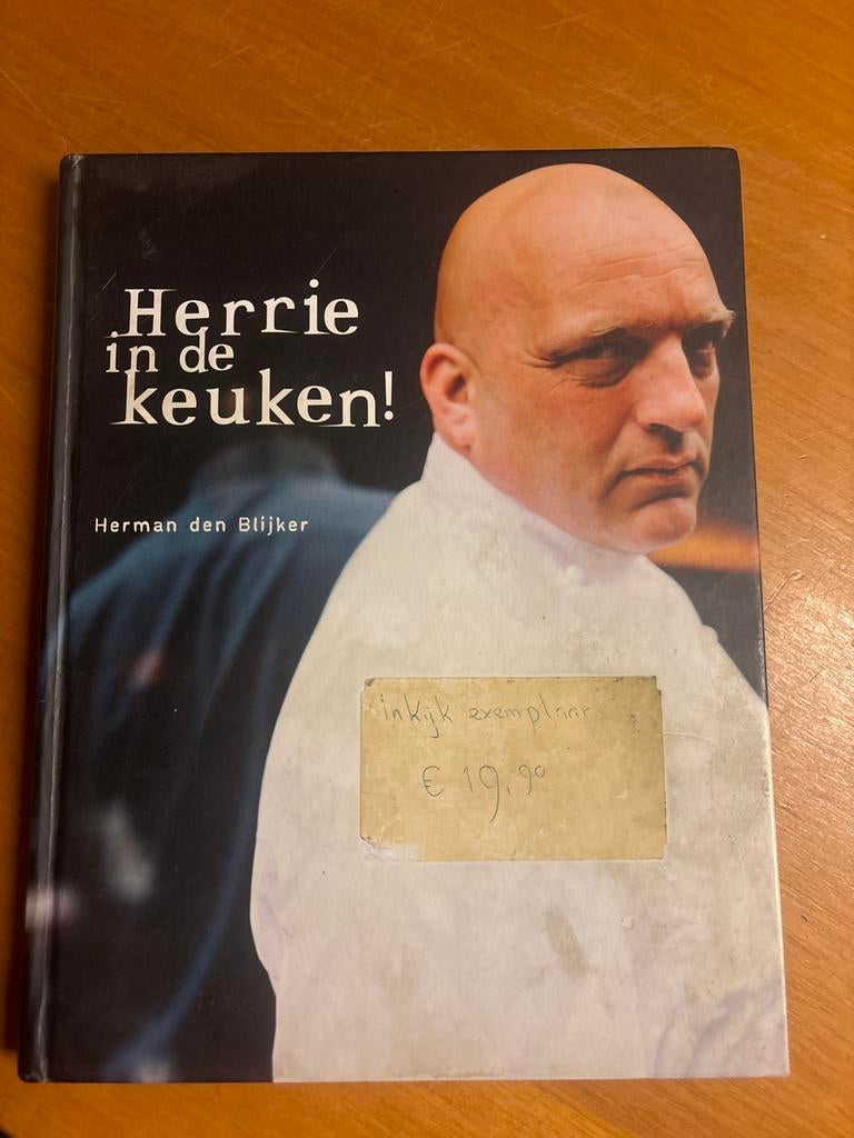 Herrie in de keuken! - Herman den Blijker kookboek, Ophalen of Verzenden, Gelezen, Overige gebieden, Hoofdgerechten