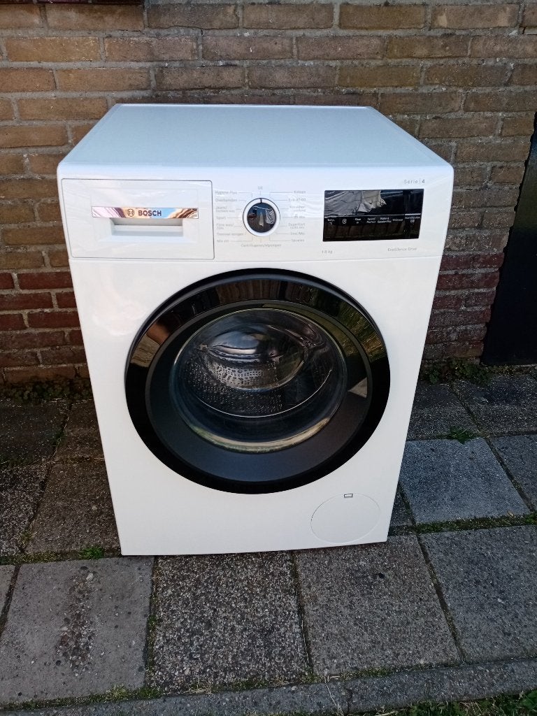Bosch Wasmachine serie 4.  (September 2023), Witgoed en Apparatuur, Wasmachines, Zo goed als nieuw, Voorlader, 8 tot 10 kg, 85 tot 90 cm