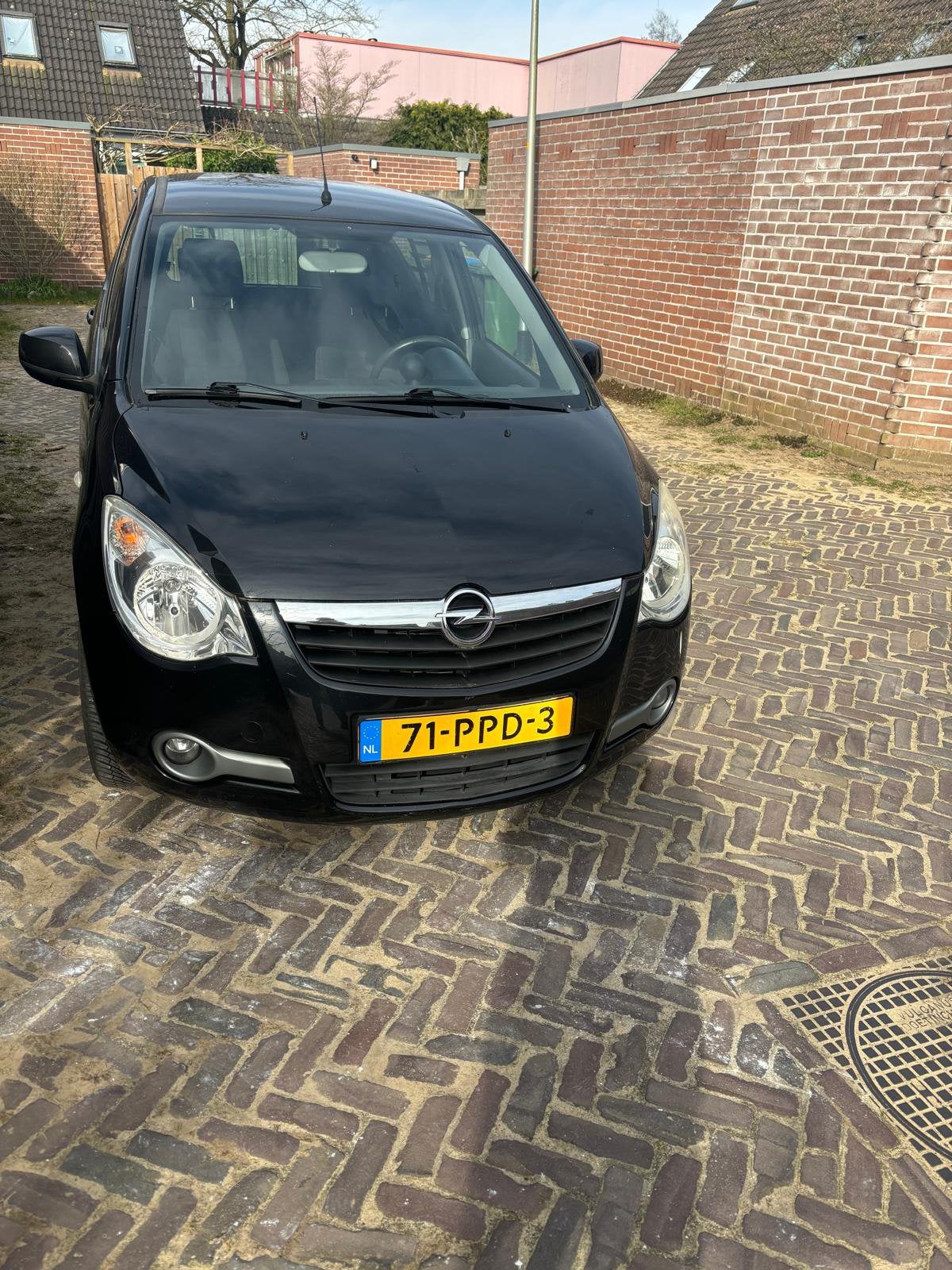 Opel Agila 1.0 12V 2011 Zwart, Stof, Origineel Nederlands, Handgeschakeld, Particulier