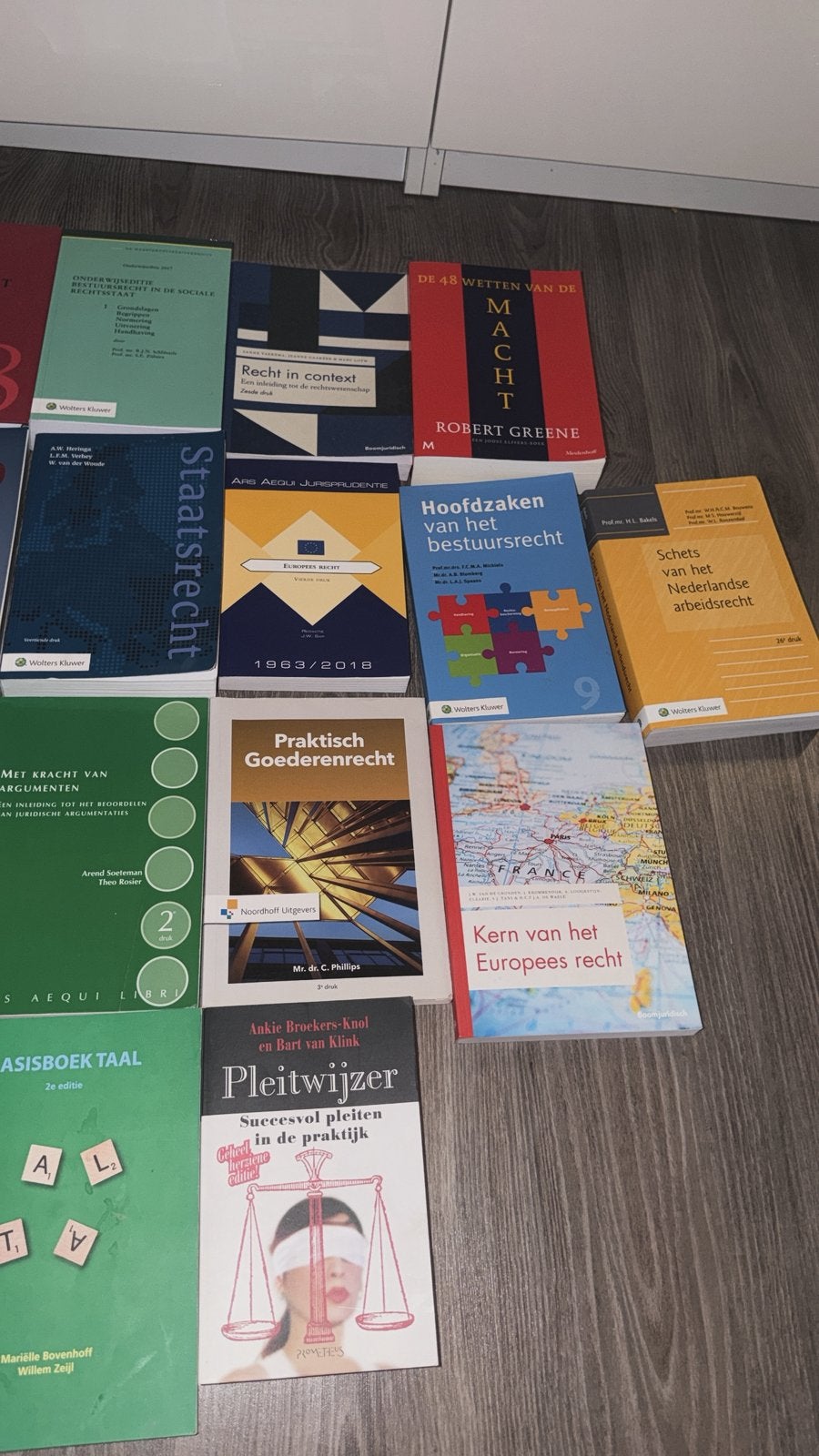 Boeken studie rechtsgeleerdheid (VU), Ophalen of Verzenden, Zo goed als nieuw