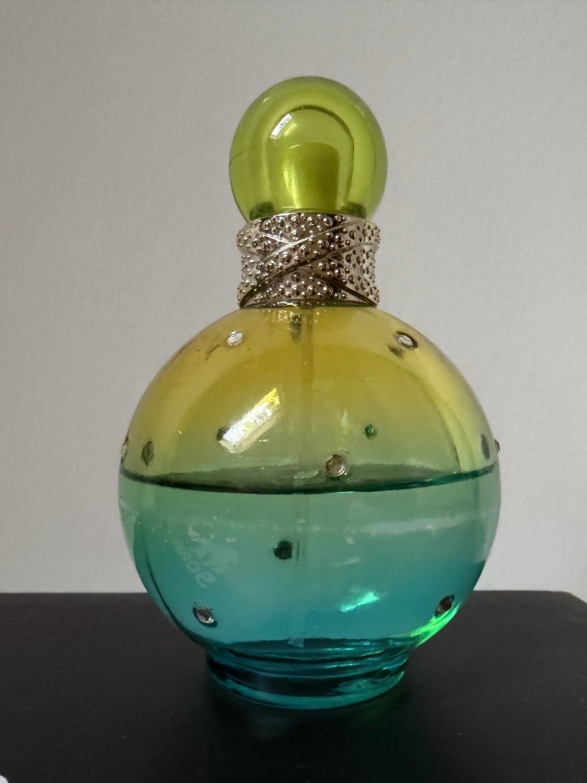 Britney Spears Fantasy Island Eau de Toilette 100ml- Halfvol, Ophalen of Verzenden, Gebruikt