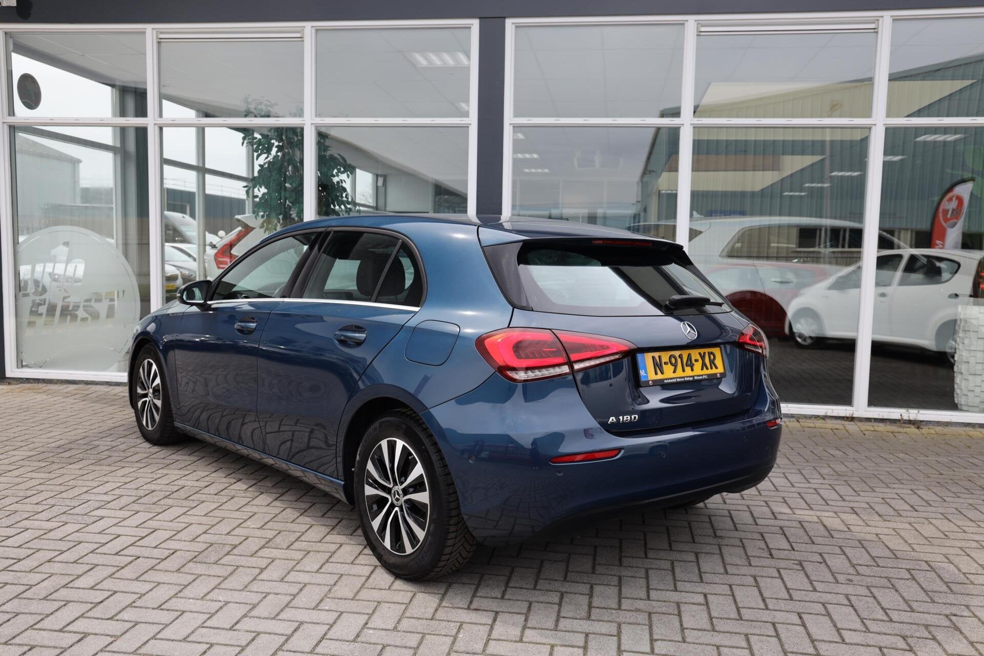 Mercedes A-klasse 180 Business Solution AMG|Automaat|Camera|, Auto's, 136 pk, Gebruikt, 4 cilinders, Blauw