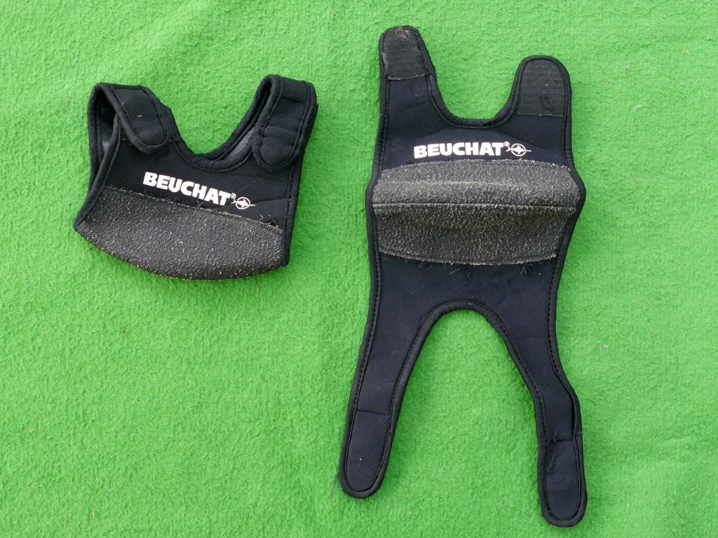 Beuchat Kniebeschermers voor duikpak, Ophalen of Verzenden, Gebruikt, Duikpak