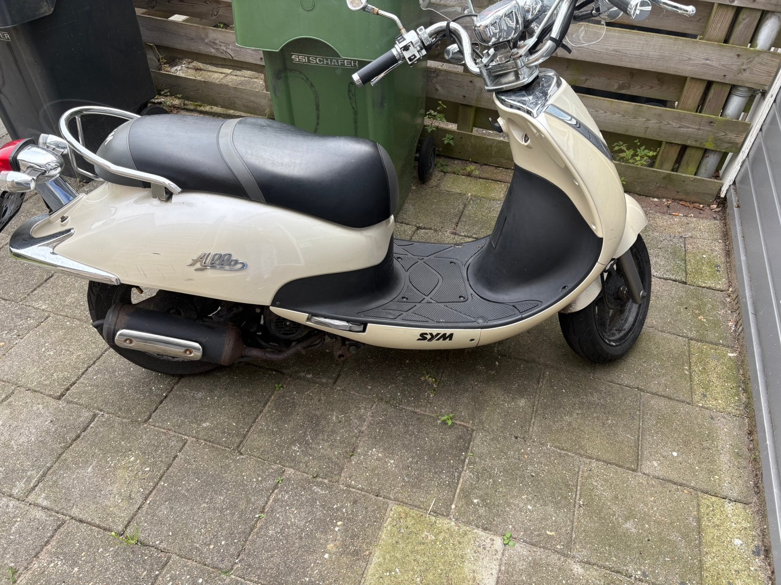 Nette SYM Allo scooter met regenhoes, Ophalen, Gebruikt, Maximaal 45 km/u, Allo