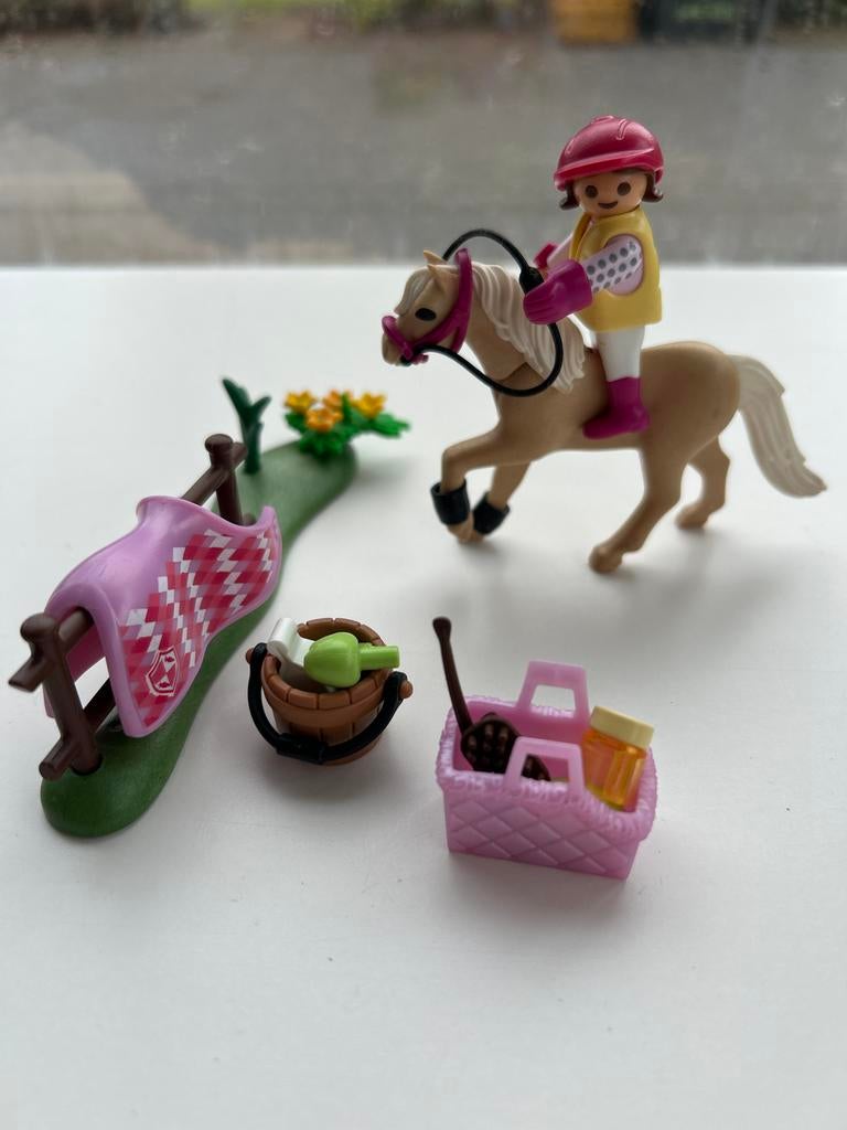 PLAYMOBIL 70521 Duitse rijpony - Country serie, Kinderen en Baby's, Speelgoed | Playmobil, Zo goed als nieuw, Complete set, Ophalen of Verzenden