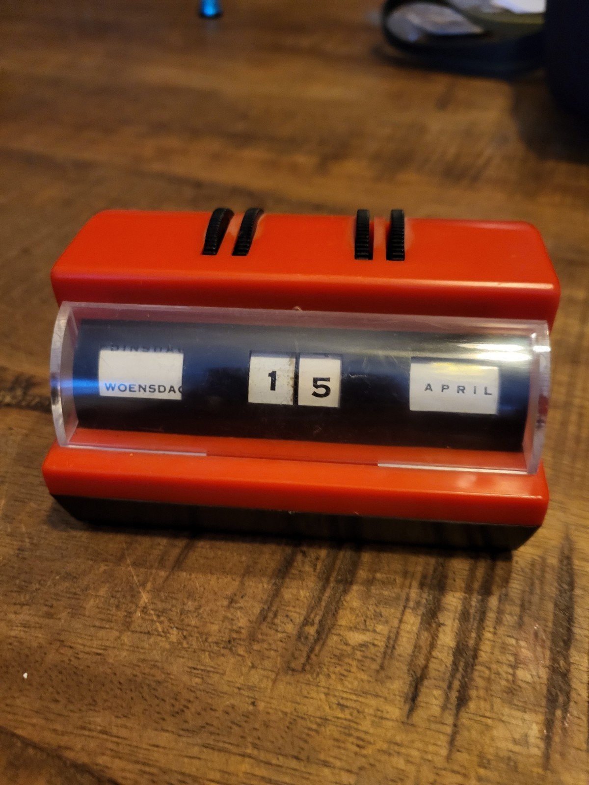 Vintage Flip Kalenderklok - Rood en Zwart, Huis en Inrichting, Gebruikt, Vintage, Analoog, Ophalen of Verzenden