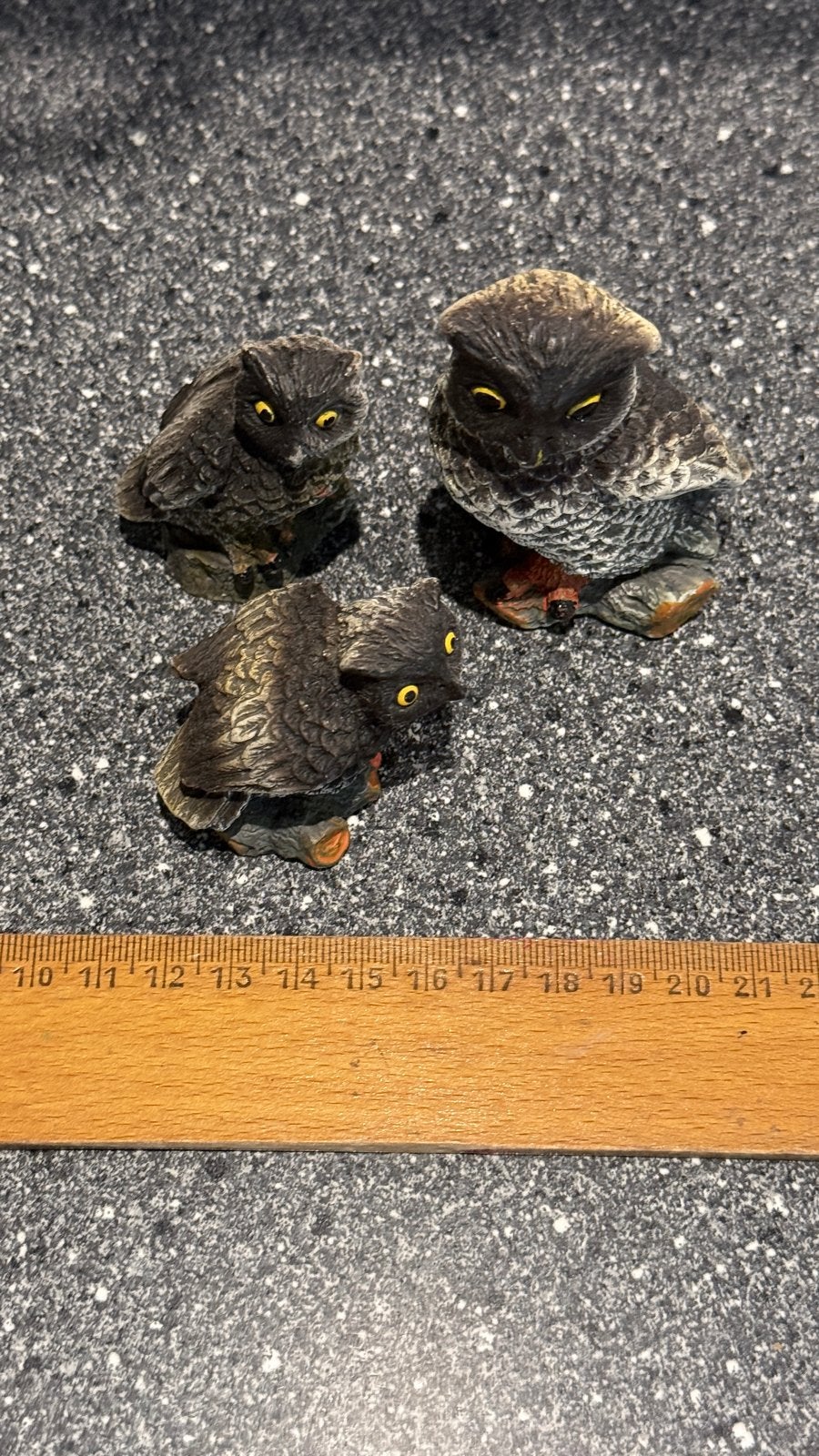 Set van 3 UilBeeldjes - Decoratieve Uilen kunsthars jaren 70, Ophalen of Verzenden, Zo goed als nieuw, Vogel, Beeldje of Figuurtje