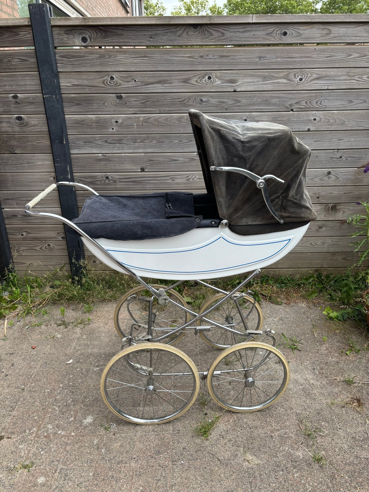Vintage Kinderwagen - Klassiek Design, Kinderen en Baby's, Kinderwagens en Combinaties, Gebruikt, Met reiswieg, Ophalen, Kinderwagen