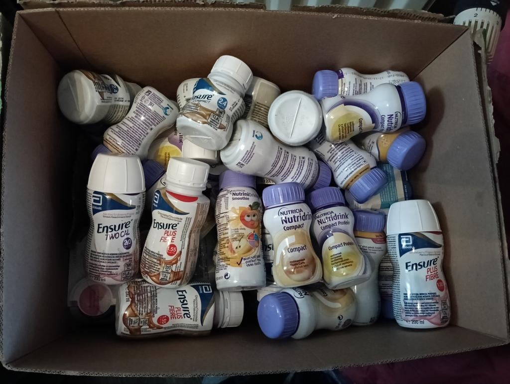 Nutridrink aangeboden, Diversen, Levensmiddelen, Ophalen