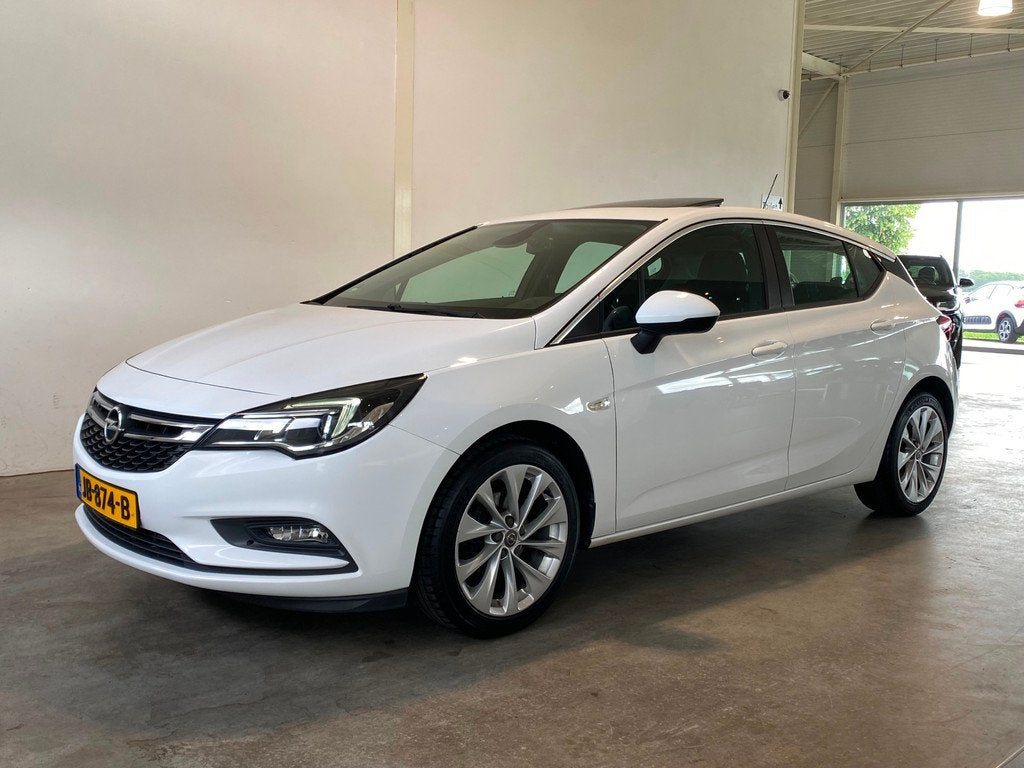 Opel Astra 1.4T 150PK Edition Schuifdak NL-auto, Auto's, Opel, Automatische klimaatregeling, Gebruikt, Euro 6, 150 pk