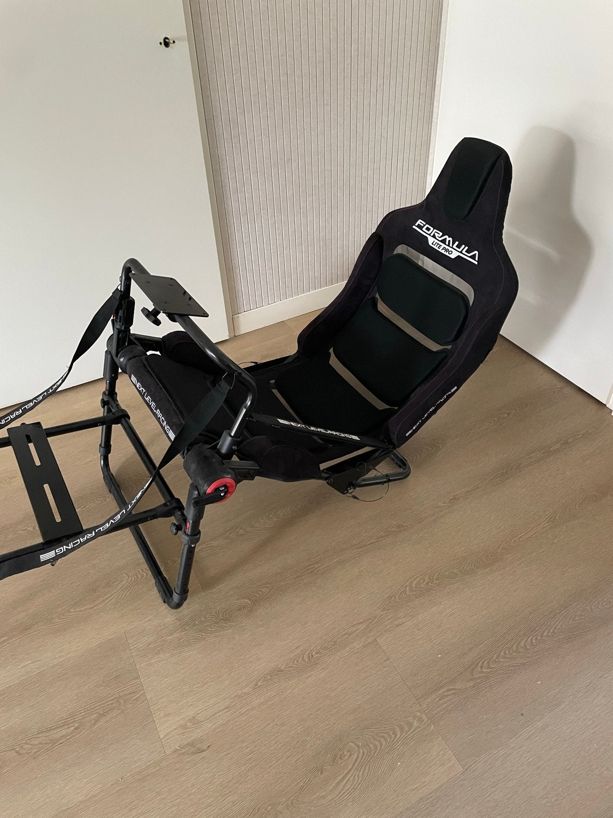 Next Level Racing F-GT Lite Pro Formule & GT Cockpit, Spelcomputers en Games, Ophalen, Zo goed als nieuw