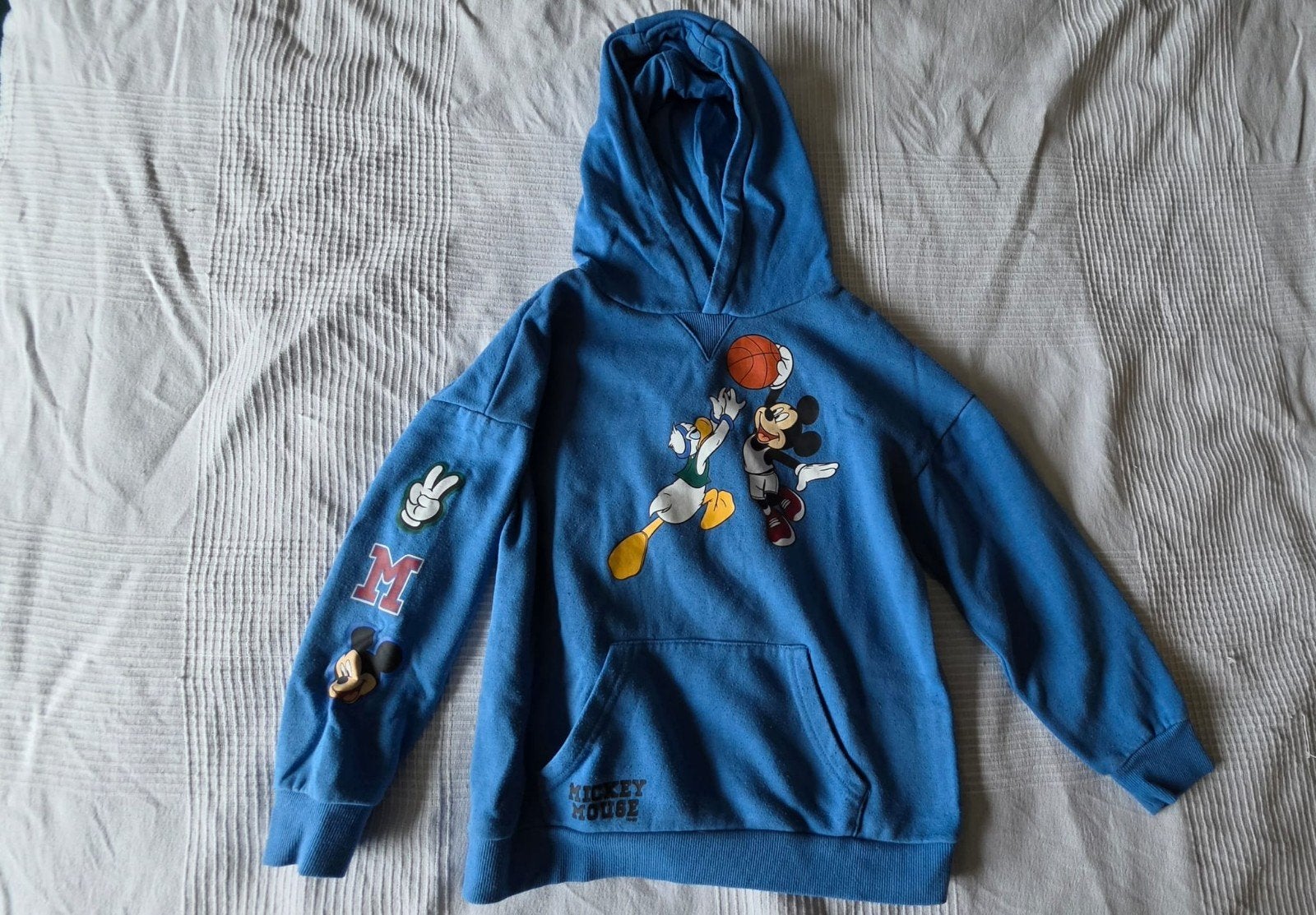 Disney! Trui met capuchon met Mickey en Donald in maat 128, Gebruikt, Trui of Vest, Ophalen of Verzenden, Primark