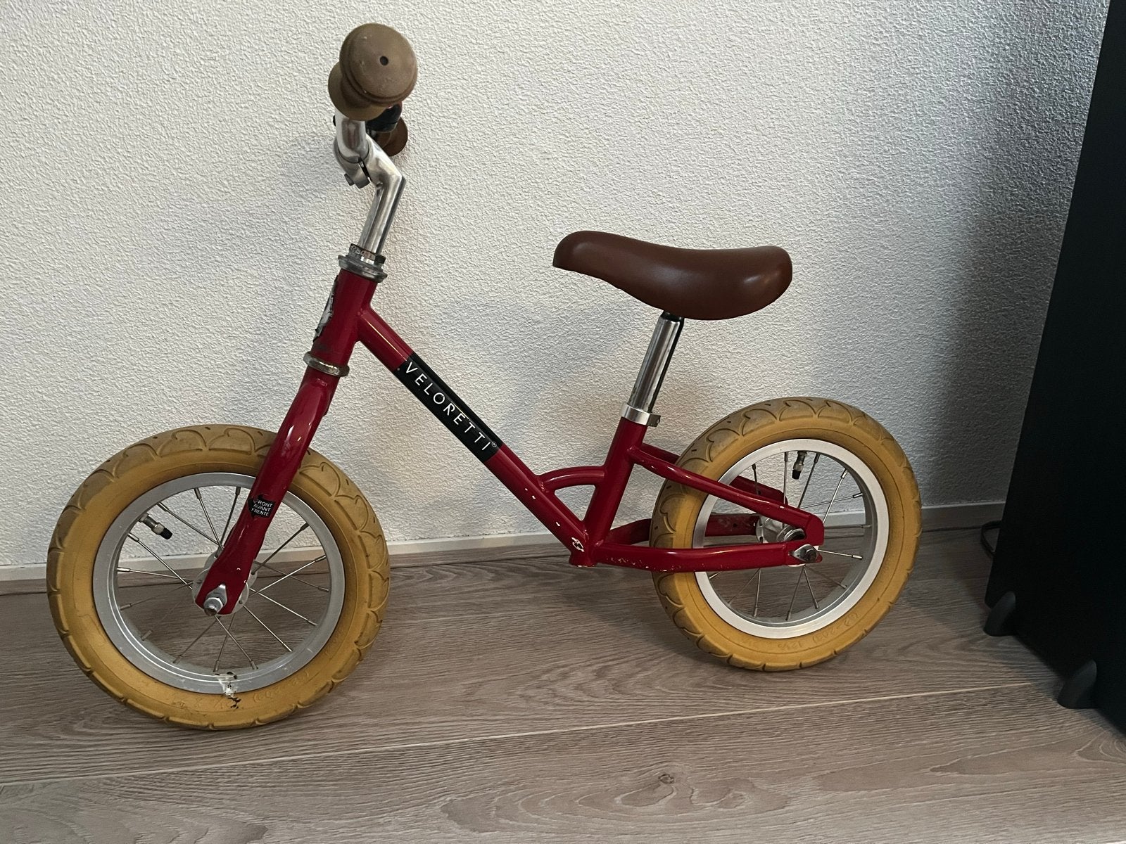 Veloretti loopfiets met lieveheersbeestjesbel, Ophalen, Gebruikt, Loopfiets
