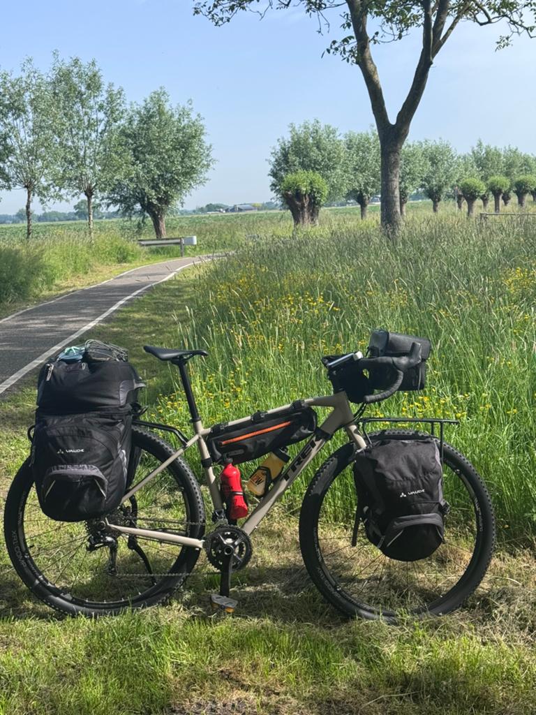 Trek  920 Touringfietsen met complete kampeeruitrusting, Overige merken, Gebruikt, Versnellingen, Ophalen of Verzenden