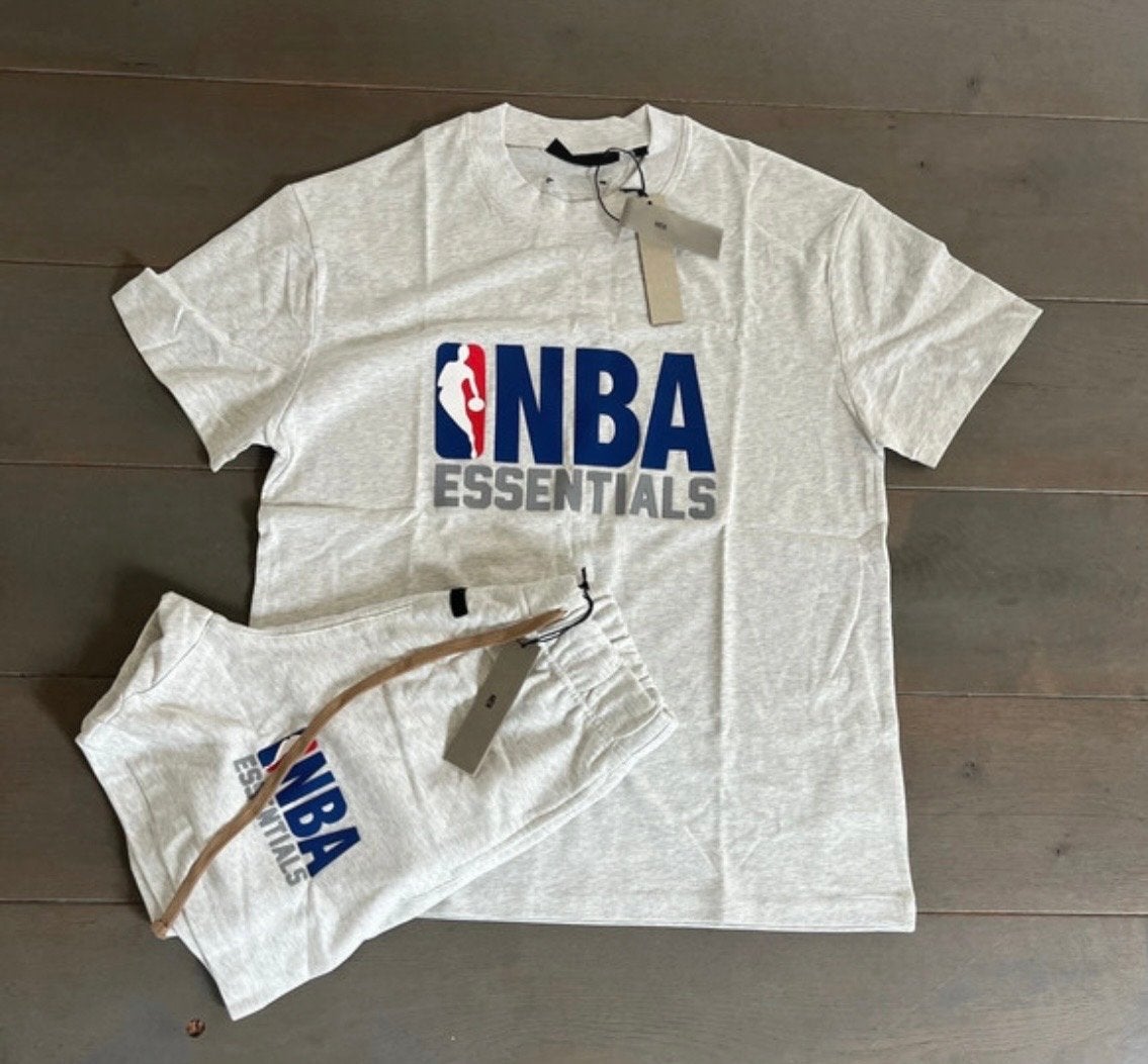 Fear of God Essentials NBA Set - T-shirt & Short, Verzenden, Nieuw, Maat 46 (S) of kleiner, Grijs