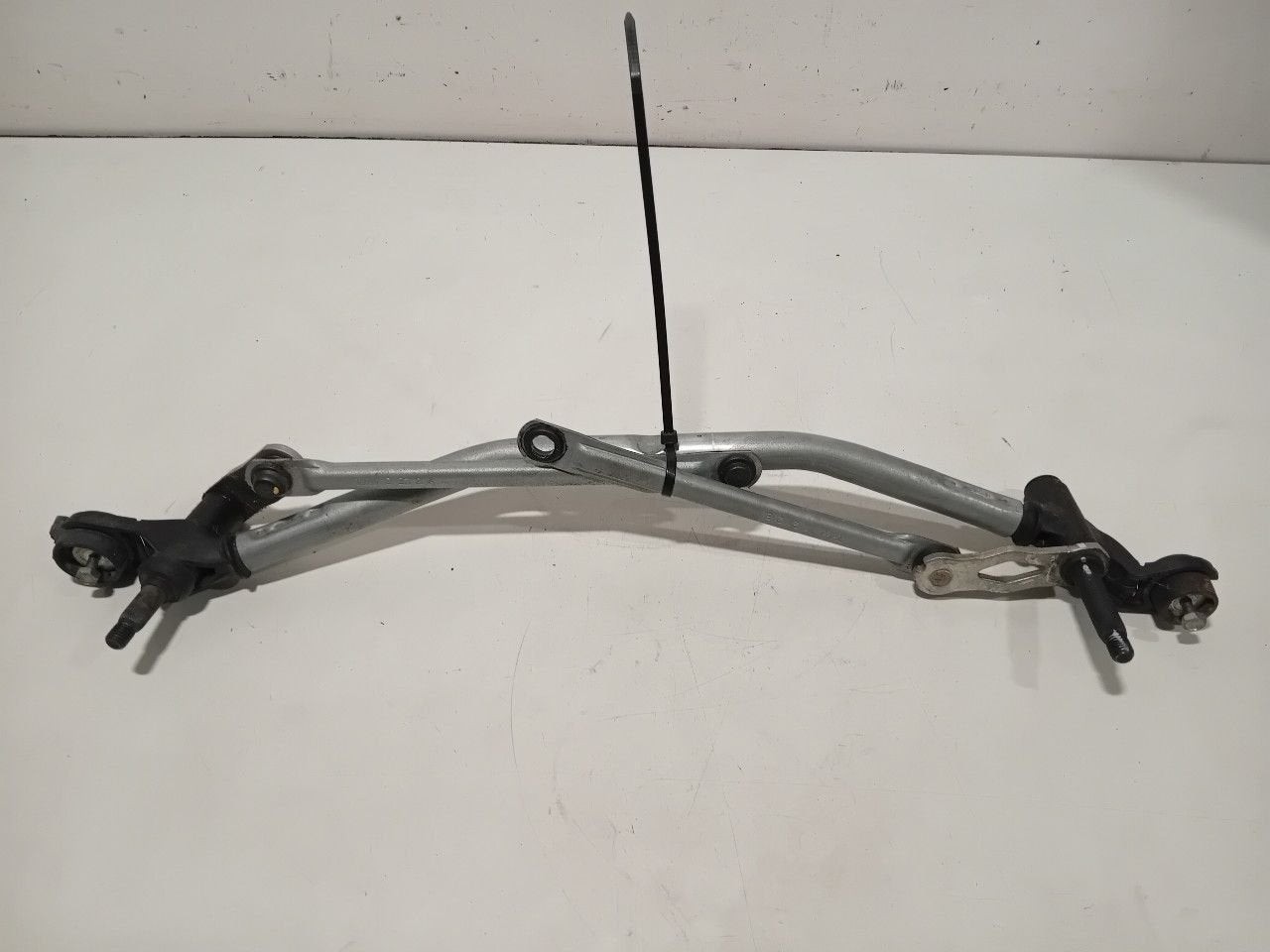 Ruitenwisser mechaniek voor Opel Corsa, Onderdelen@venauto.nl, Van der Ven Autorecycling B.V., Gebruikt, Ettenseweg 76, 4706 PB Roosendaal, The Netherlands