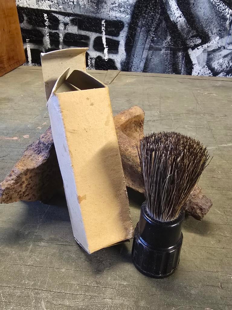 WWII US Rubberset Shaving brush, Ophalen of Verzenden, Amerika, Embleem of Badge
