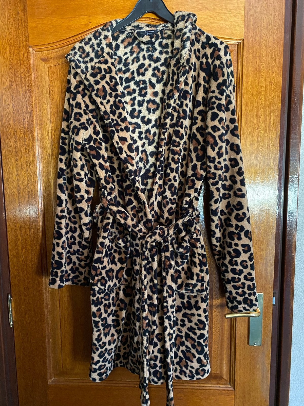 Hunkemöller badjas met luipaardprint - Maat M, Kleding | Dames, Pyjama's, Ophalen of Verzenden, Zo goed als nieuw, Maat 38/40 (M)