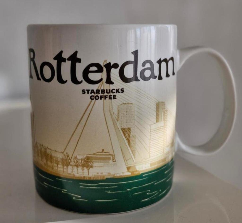 Starbucks Beker Rotterdam, Huis en Inrichting, Keuken | Servies, Ophalen of Verzenden, Zo goed als nieuw, Overige stijlen, Kop(pen) en/of Schotel(s)