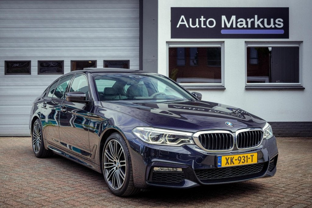 BMW 5-serie 520i 3X M-Sport|Pano|HUD|Ventilatie|Comfortstoel, Auto's, Automaat, 1998 cc, Achterwielaandrijving, Gebruikt