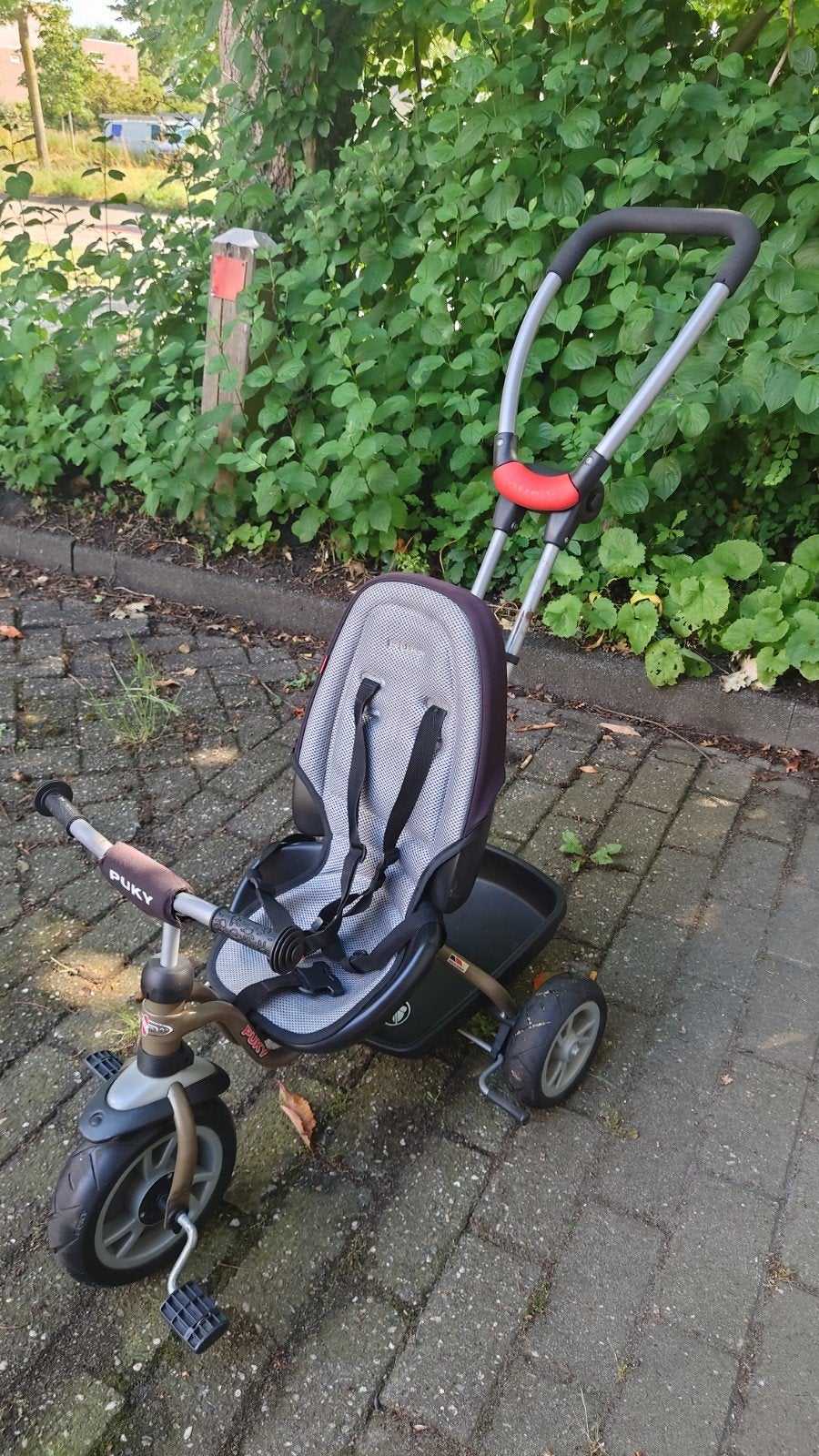 Puky driewieler met duwstang en verstelbare zitting, Ophalen, Gebruikt, Puky, Verstelbare zitting