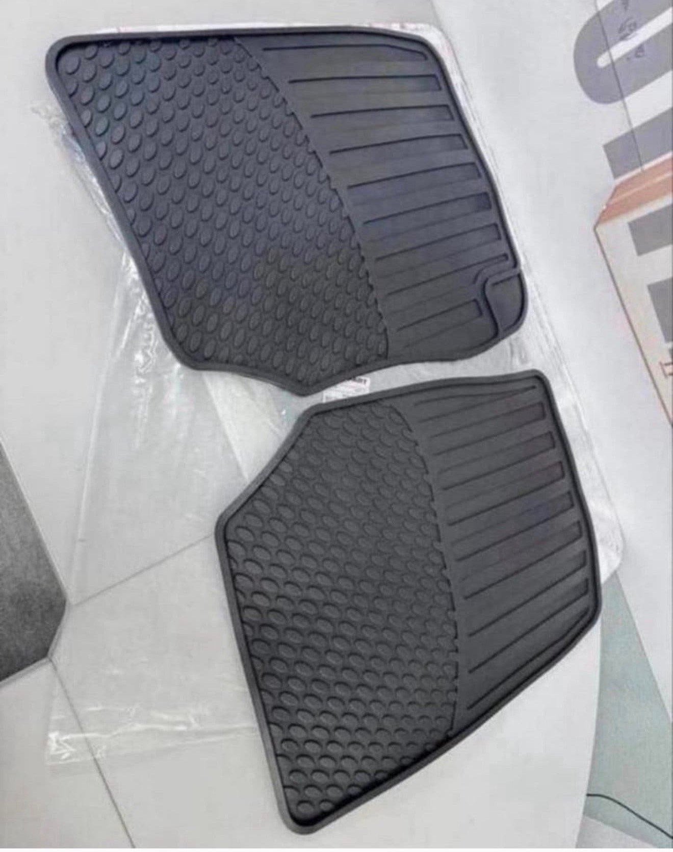 Range Land Rover P38 rubberen mattenset rubber matten SET, L, Nieuw, L, L