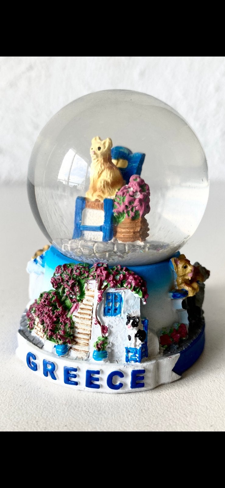 leuke GRIEKSE SNEEUWBOL ‘ZWERFKATJES’, Ophalen of Verzenden, Zo goed als nieuw, Hond of Kat, Overige typen