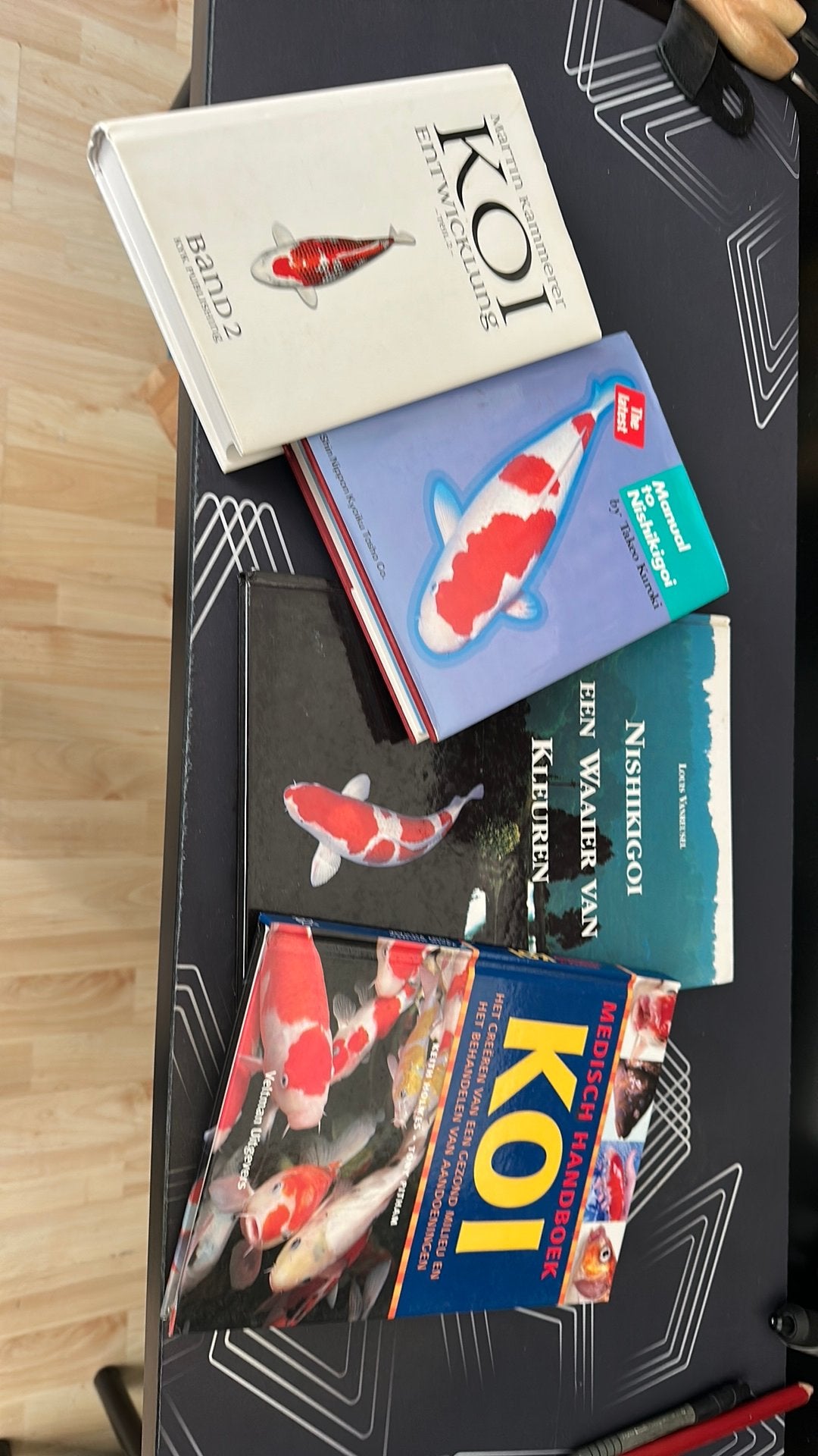 Koi karper boeken, Karper of Koi