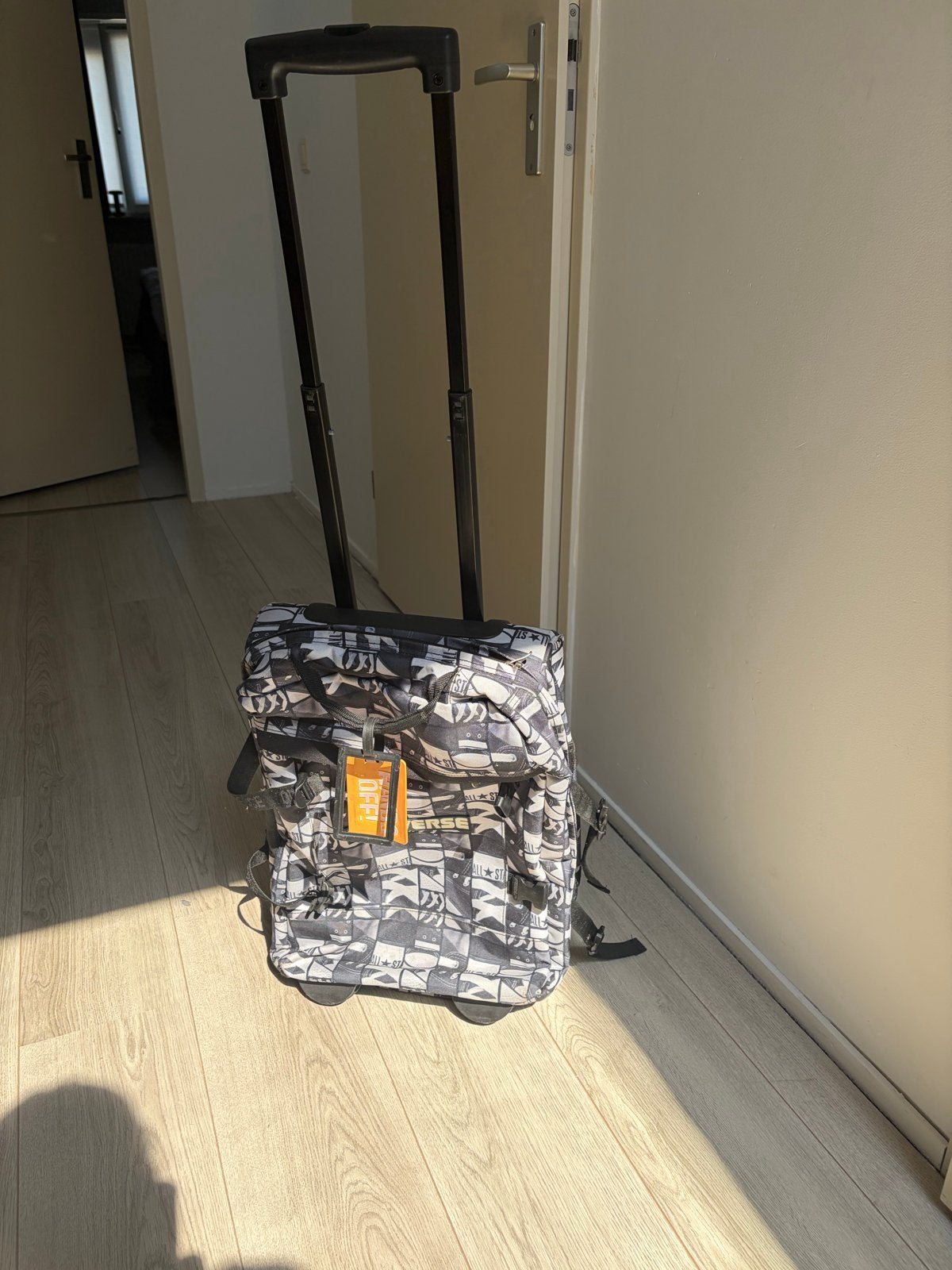 Converse All Star Trolley Rugzak met Wieltjes, Sieraden, Tassen en Uiterlijk, Tassen | Reistassen en Weekendtassen, Ophalen, 40 tot 60 cm