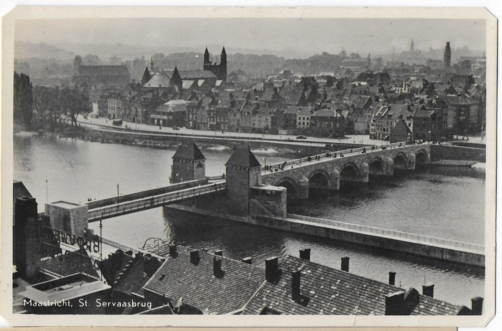 Maastricht st servaasbrug oude ongelopen ansichtkaart (6855, Ophalen of Verzenden, 1960 tot 1980, Ongelopen, Limburg