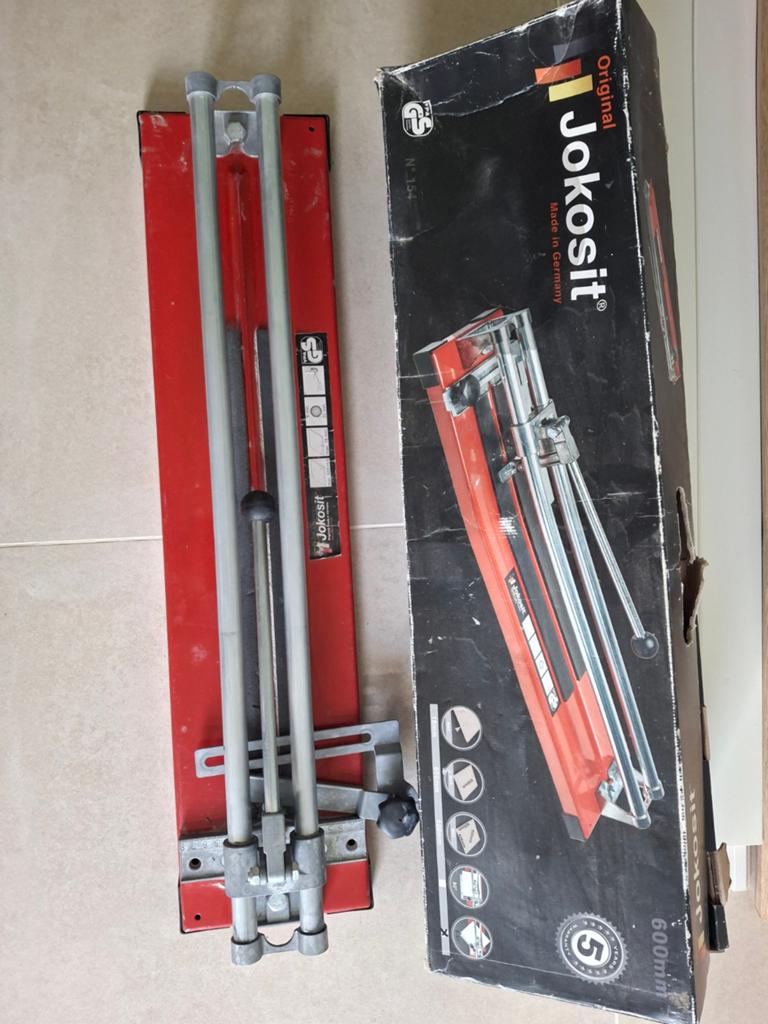 Tegelsnijder 600mm. Werkt goed., Doe-het-zelf en Verbouw, Gebruikt, 60 cm of meer, Ophalen of Verzenden, Minder dan 5 m²